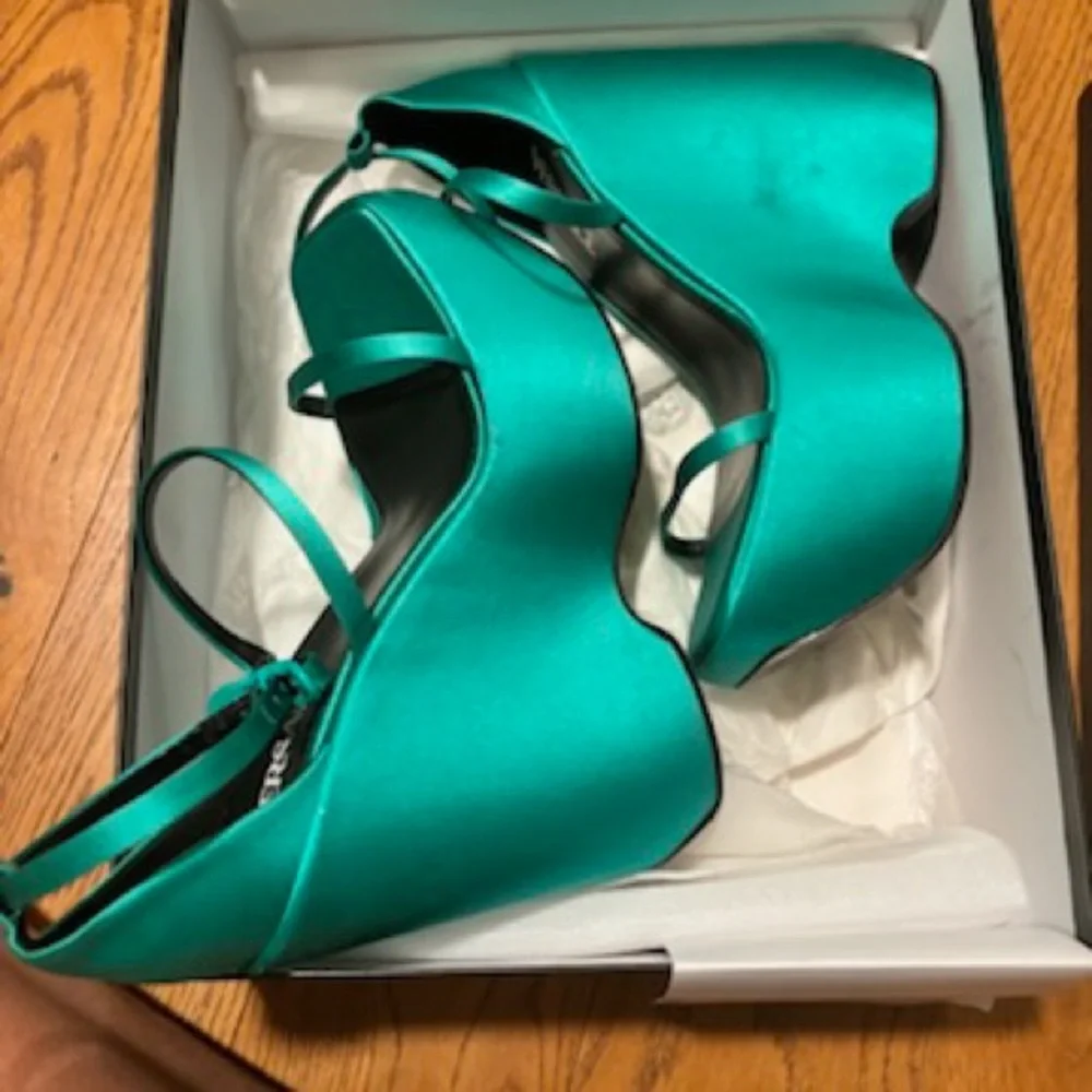 Versace platform wedge sandal - Picture 5 of 7